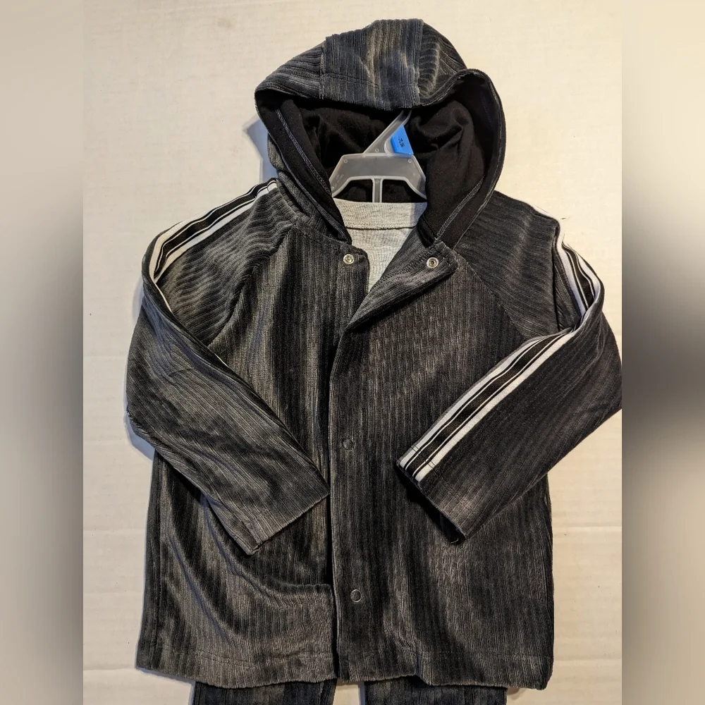 Boys 3 Piece Outfit Brand New With Tags Size 24 Months